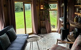 Pear Tree Hut At Carr House Farm
